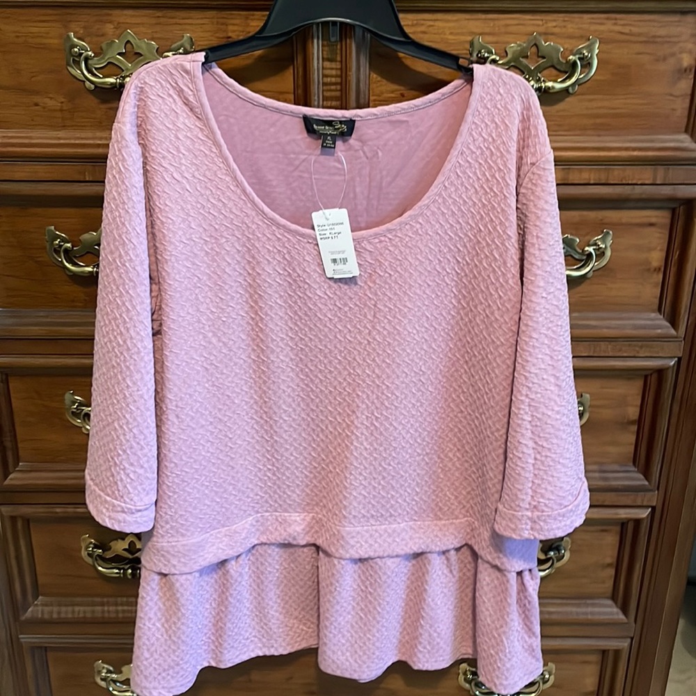 NWT Suzanne Betro mauve ruffle hem bell sleeve tunic